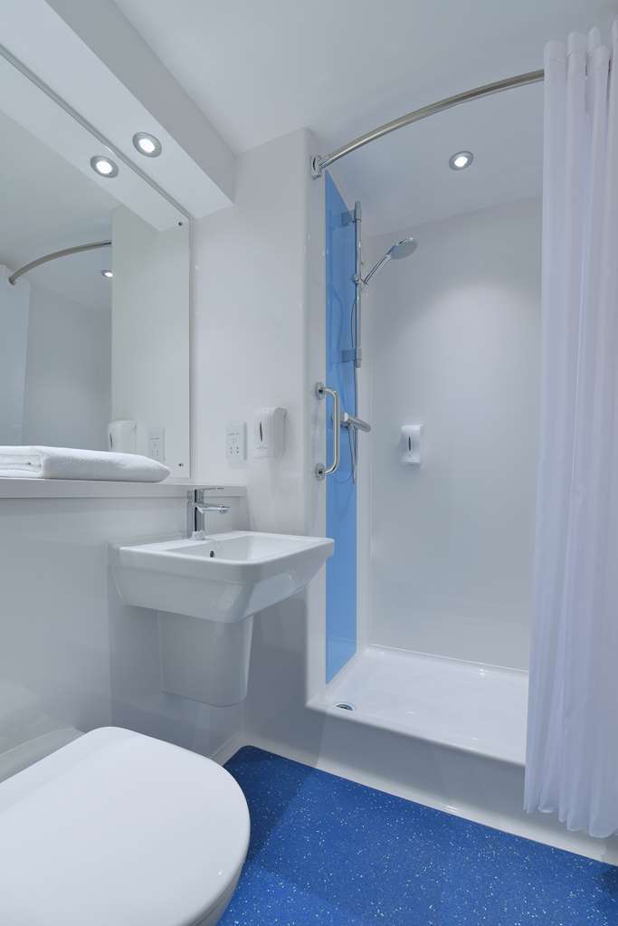 Travelodge Bedford Goldington Road الغرفة الصورة